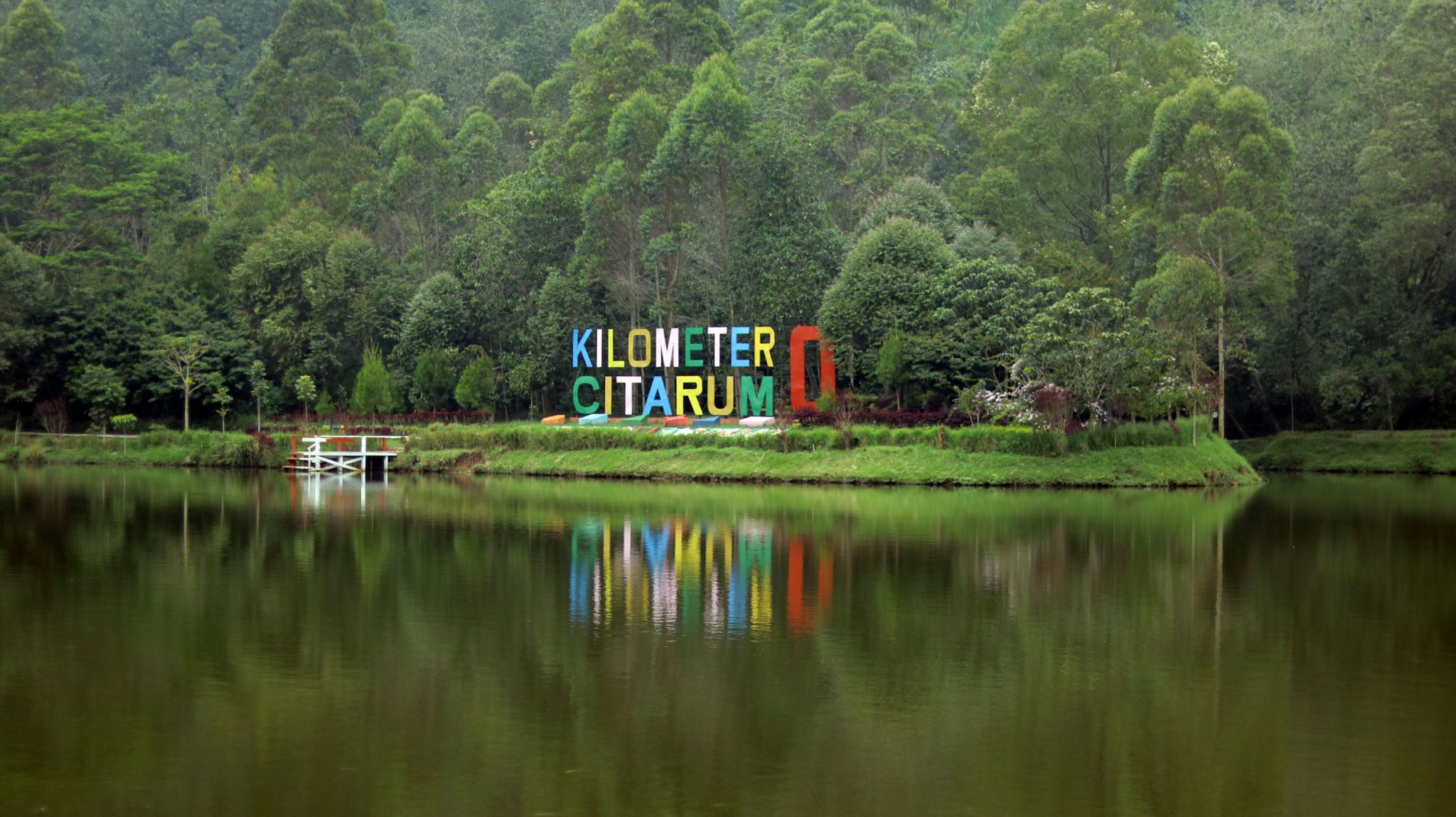 Travels in Java: Situ Cisanti and the Source of the Citarum River