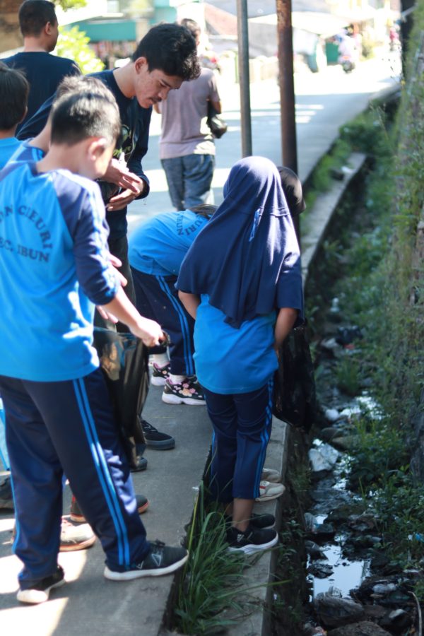 School Visits by Trees4Trees team