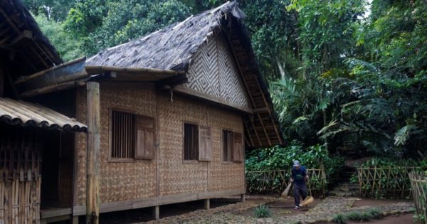 Rumah Adat Cikondang